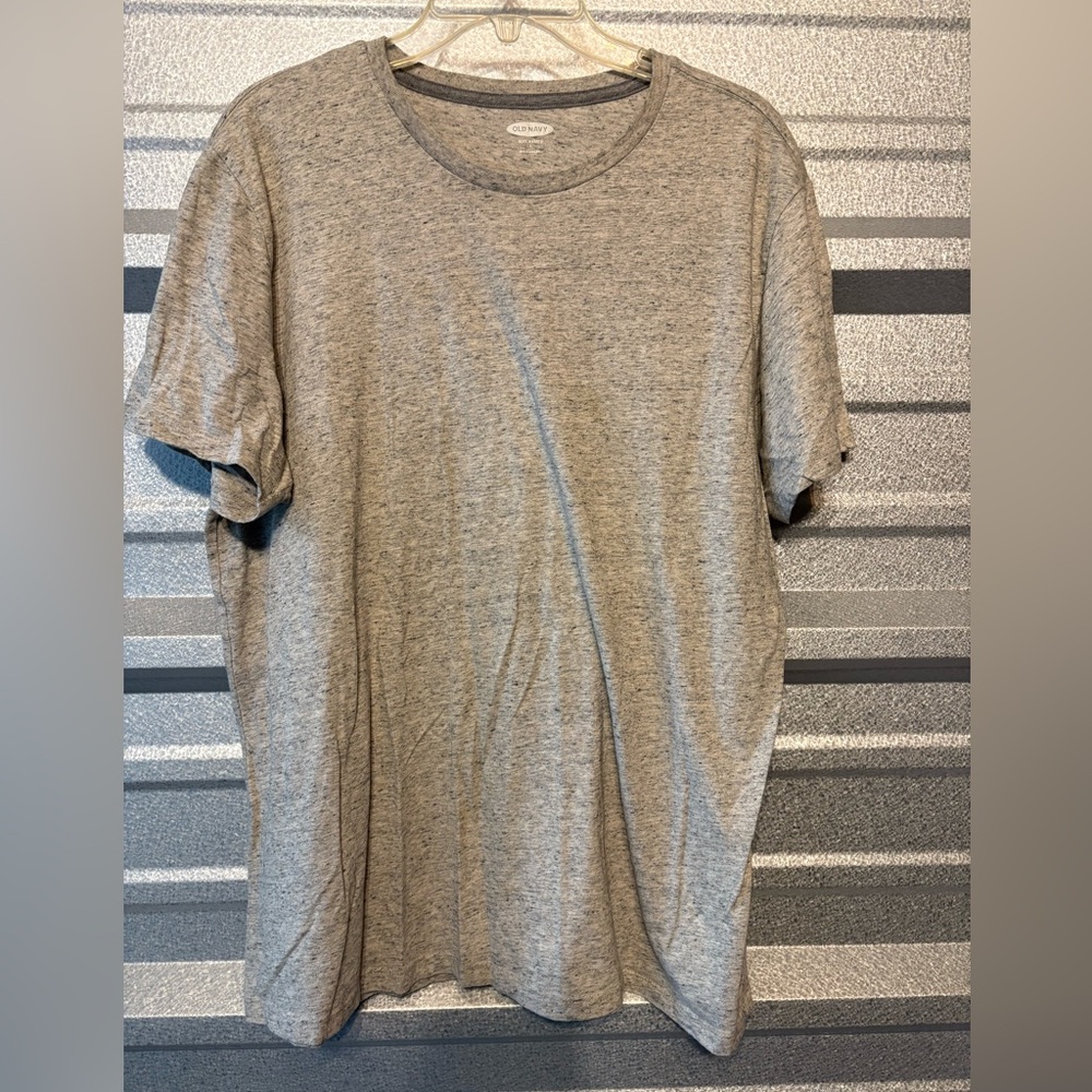 Old Navy Heather Gray Men's Short Sleeve Tee